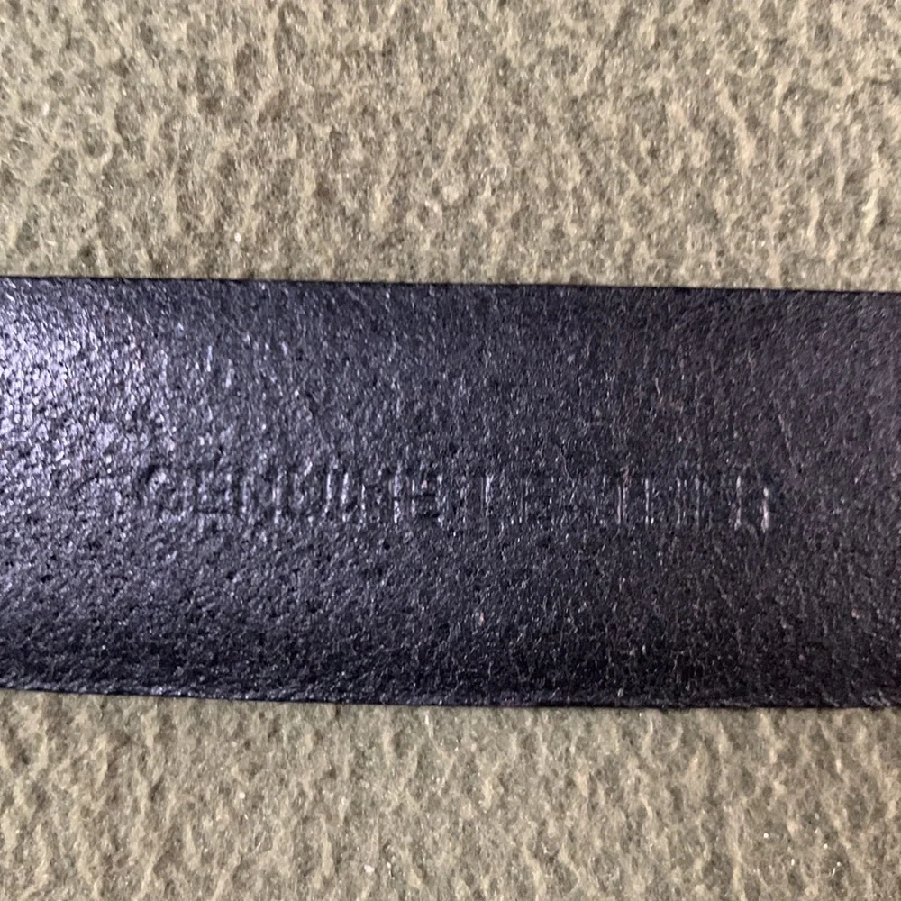 Men’s Chaps black leather dress belt.  Silver buckle.  Size 38 - Picture 7 of 9